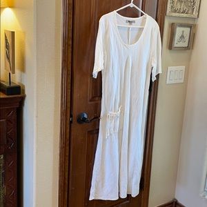 Flax white 100% linen dress size Medium